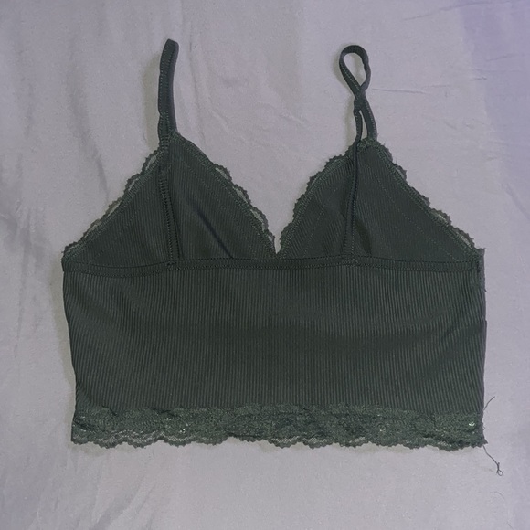 Small Green Lacey Tank Top - Picture 2 of 2